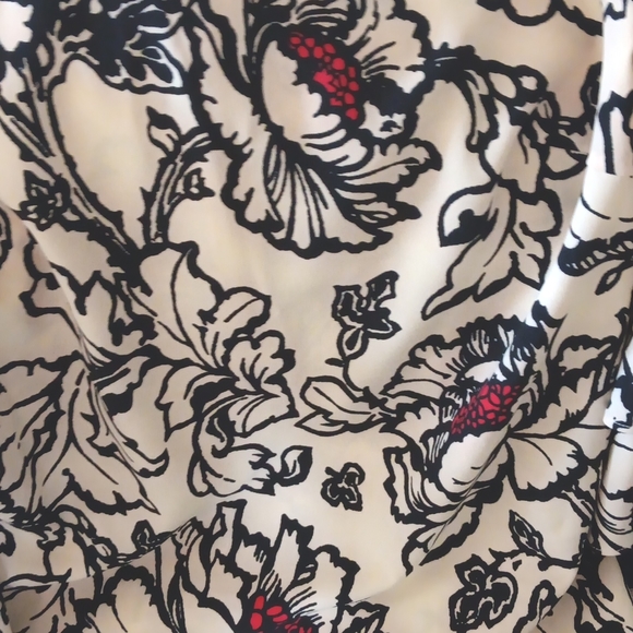 Julie Brown bell sleeve blouse size 4 - Picture 2 of 3